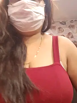 nisha 1110 online show from October 10, 2025, 1:21 pm