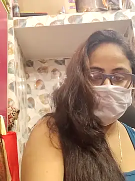 nisha 1110 online show from October 11, 2025, 5:33 pm