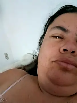 yaneth  online show from September 11, 2025, 10:48 am