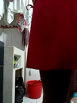 yaneth  online show from September 20, 2025, 1:39 am