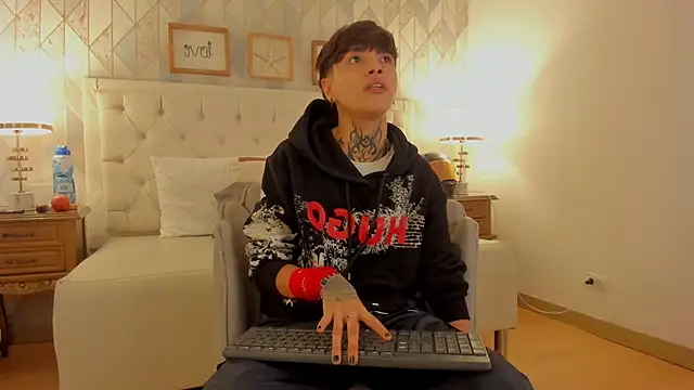 b3k afrodict online show from October 13, 2025, 1:22 pm