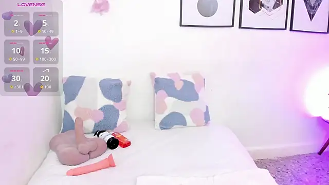 Snapshot of yunna7 chatting on October 14, 2025, 11:33 am yunna7 online show from October 14, 2025, 11:33 am