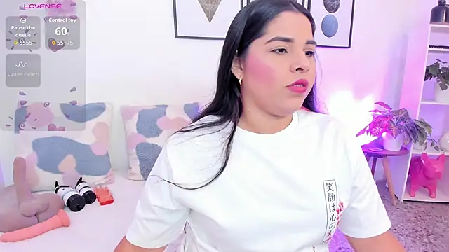 Snapshot of yunna7 chatting on November 8, 2025, 11:32 am yunna7 online show from November 8, 2025, 11:32 am