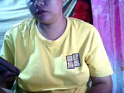 yuana25 online show from February 17, 2026, 11:40 am