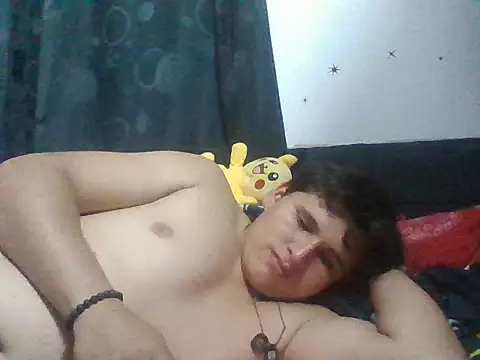 HOMBRESUPERHOT online show from February 27, 2026, 11:49 pm