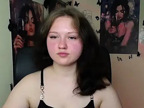 Snapshot of LadyAlice_ chatting on June 5, 2026, 6:52 am LadyAlice online show from June 5, 2026, 6:52 am