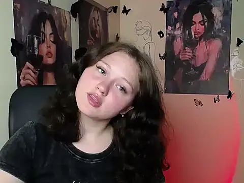 Snapshot of LadyAlice_ chatting on June 8, 2026, 6:30 pm LadyAlice online show from June 8, 2026, 6:30 pm