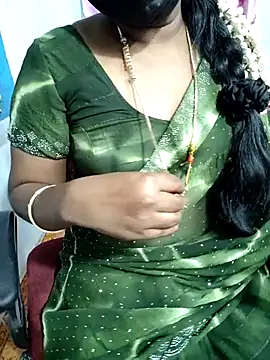 Snapshot of lolida69thamil chatting on January 18, 2026, 7:23 am lolida69thamil online show from January 18, 2026, 7:23 am