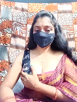 hotsana79 online show from October 3, 2025, 12:07 am