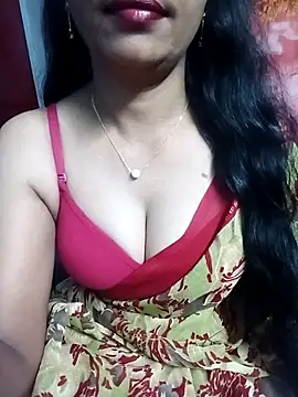 hotsana79 online show from November 4, 2025, 4:39 pm