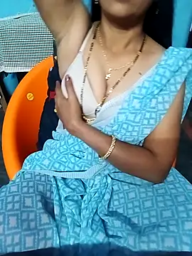 hotsana79 online show from December 4, 2025, 6:55 am