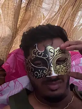 VVcouple online show from September 21, 2025, 7:10 am