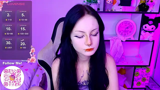 MiaScarlettt online show from December 4, 2025, 8:06 pm