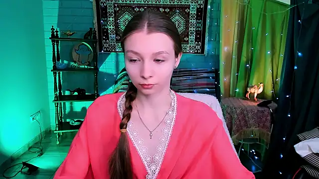 JulieDaniel online show from March 21, 2026, 4:17 am