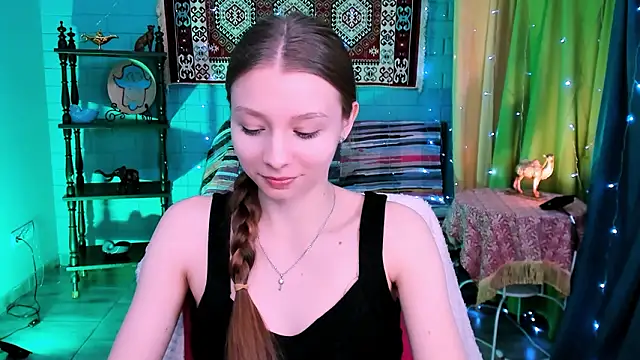 JulieDaniel online show from March 21, 2026, 8:19 am