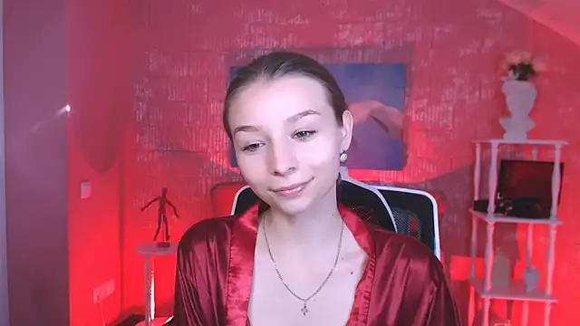 Snapshot of JulieDaniel chatting on July 24, 2026, 4:21 am JulieDaniel online show from July 24, 2026, 4:21 am