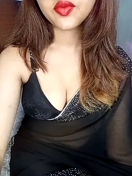 Hot malika19 online show from December 17, 2025, 1:39 pm