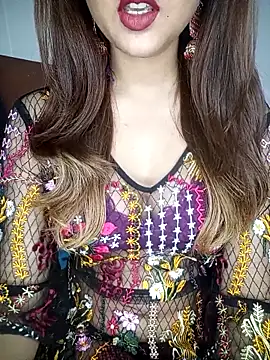 Hot malika19 online show from March 5, 2026, 8:32 am