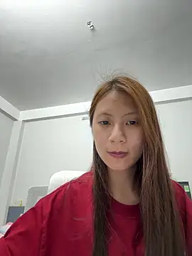 Snapshot of Lil-Gi chatting on April 30, 2026, 4:02 pm Lil-Gi online show from April 30, 2026, 4:02 pm