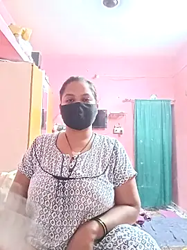 biggbobbsgirl online show from November 23, 2025, 8:19 pm