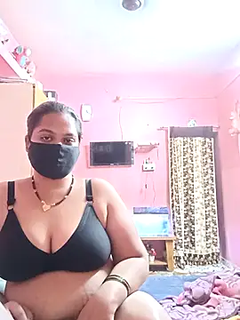 biggbobbsgirl online show from January 5, 2026, 5:49 pm