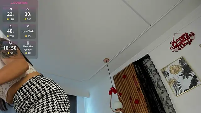 NicolWhite online show from February 10, 2026, 1:15 pm