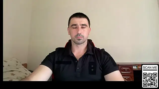 Snapshot of Hard_to_Obey chatting on June 21, 2026, 11:35 am Hard to Obey online show from June 21, 2026, 11:35 am