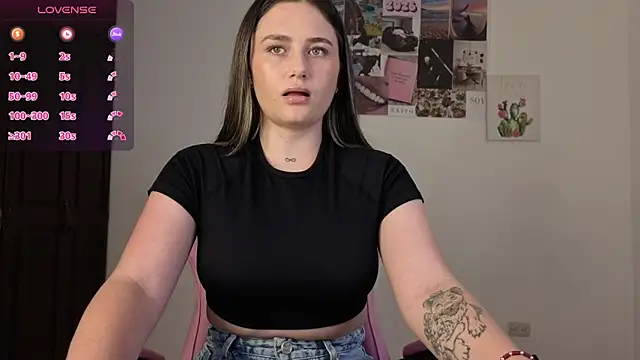 Veronika  Winslow  online show from March 12, 2026, 5:02 am