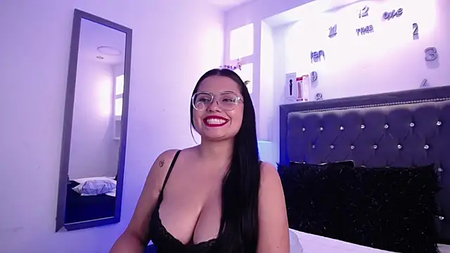 MelissaRhodes online show from October 3, 2025, 9:01 pm