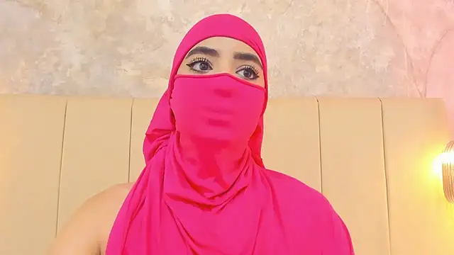 nayiraa  online show from April 22, 2026, 11:45 am