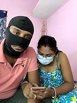 Lovlycouple1 online show from September 9, 2025, 5:01 pm