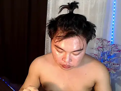 Lustfulljohnx online show from July 13, 2026, 11:46 am