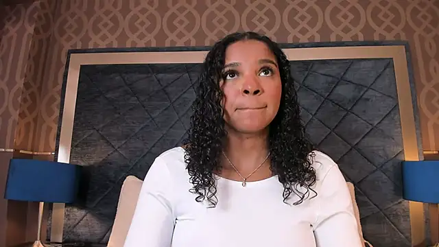 LisaMendez online show from May 28, 2026, 3:59 am