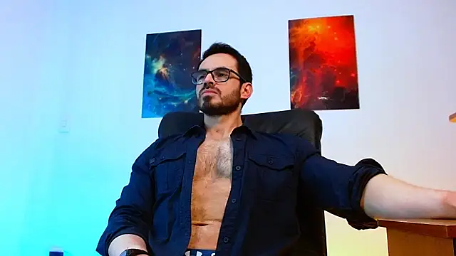 Axel Lover online show from March 31, 2026, 9:59 pm