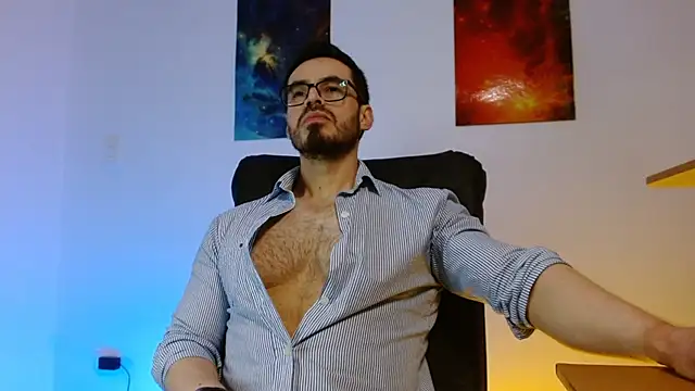 Axel Lover online show from April 23, 2026, 12:23 am