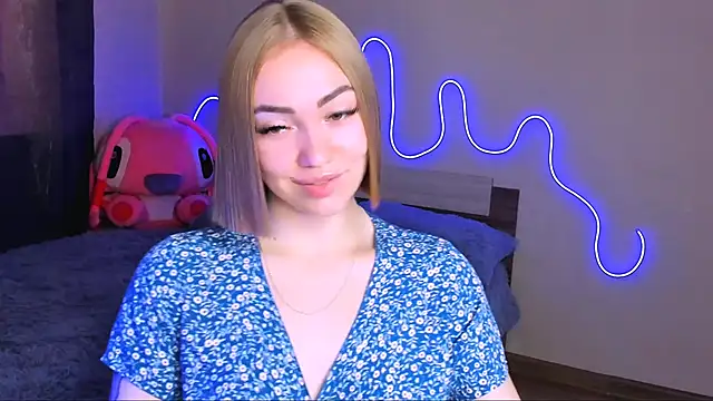 LaraKrein lk online show from September 15, 2025, 11:10 am