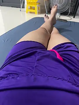 sharon-Hanna online show from December 5, 2025, 1:47 am