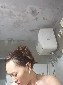 Bianly online show from November 5, 2025, 11:21 am