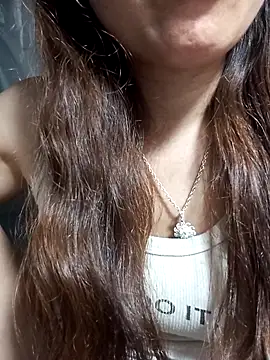 Bianly online show from April 20, 2026, 1:36 pm