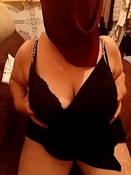 mayakhalyfaa online show from September 24, 2025, 10:57 pm