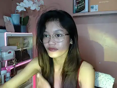 skinny gracie online show from October 15, 2025, 8:47 am