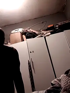 Snapshot of Michaelknyt chatting on October 20, 2025, 10:16 am Michaelknyt online show from October 20, 2025, 10:16 am