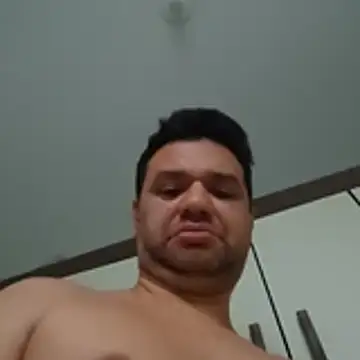 Snapshot of Crocante_Hot chatting on April 21, 2026, 10:21 am Crocante Hot online show from April 21, 2026, 10:21 am