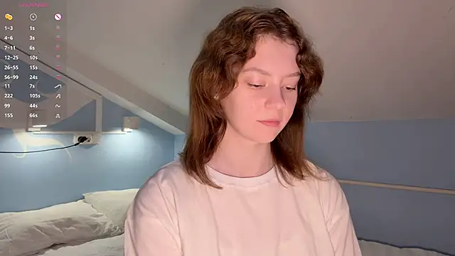 IrisPurrphy online show from September 21, 2025, 3:24 pm