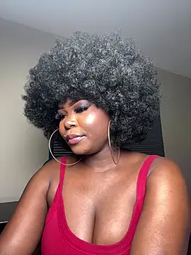 WomanNextdoor1 online show from February 7, 2026, 10:57 pm