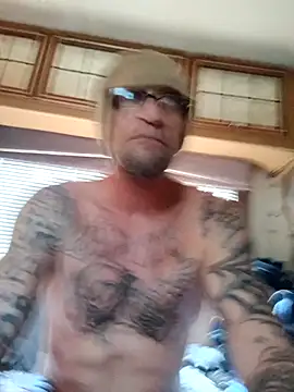 ShawnandDani7074 online show from January 11, 2026, 4:34 pm