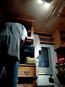 ShawnandDani7074 online show from January 15, 2026, 6:51 am