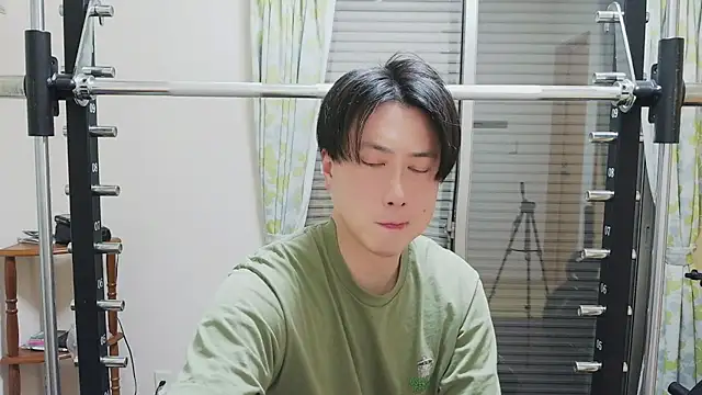 oyu kun online show from February 15, 2026, 2:52 am