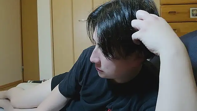 oyu kun online show from March 27, 2026, 12:38 pm