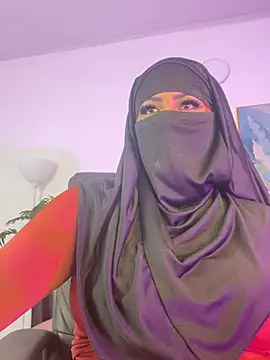 yasmin elite online show from March 3, 2026, 10:10 am